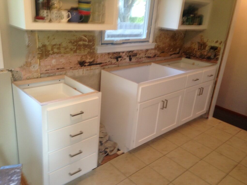 New Kitchen Cabinets